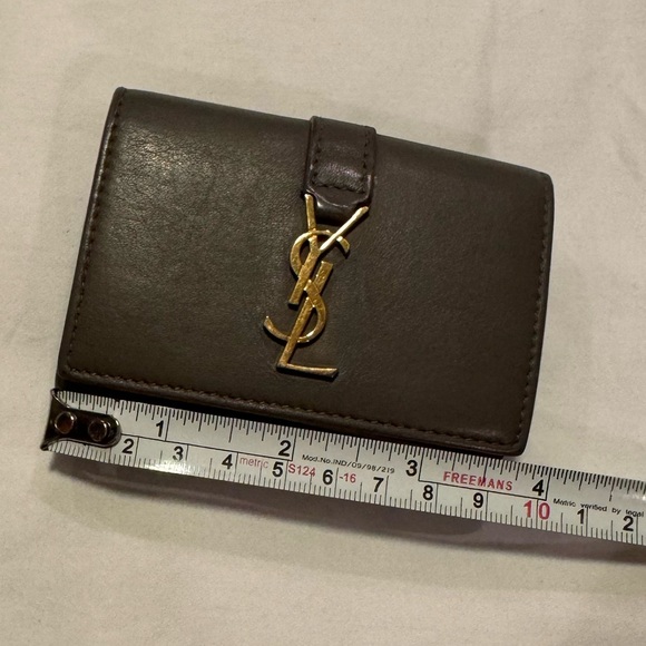 ⭐️AUTHENTIC YSL Mini Trifold Wallet - Picture 14 of 17